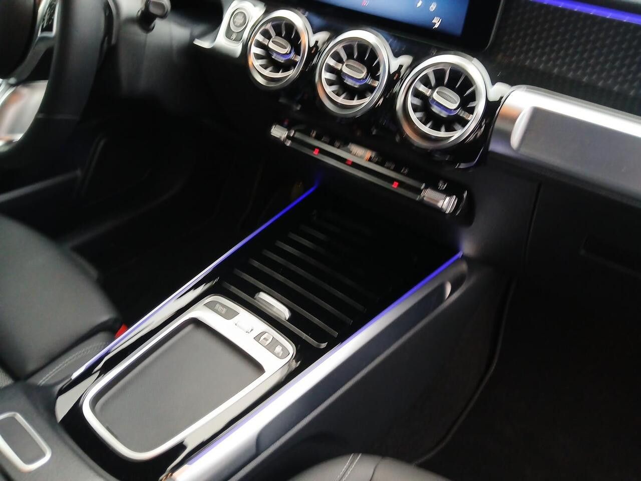 Zdjęcie pojazdu 15 / 22