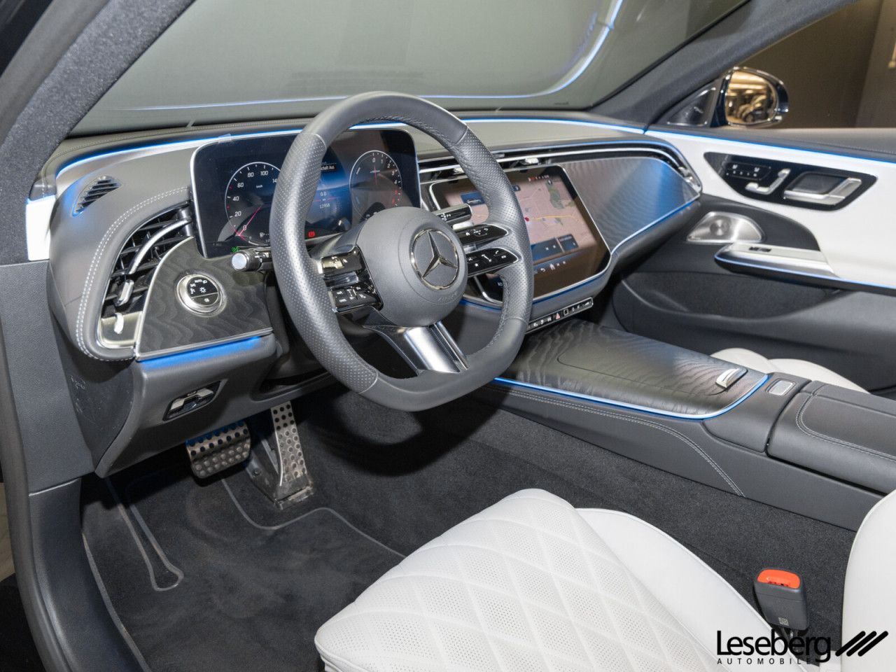 Mercedes-Benz E-Klasse – Bild 12