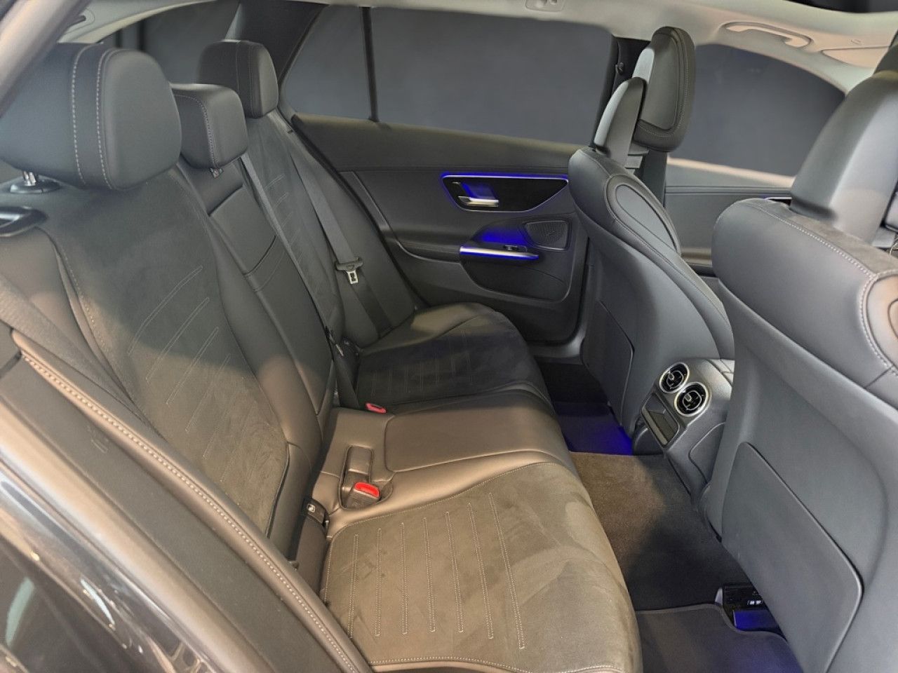 Mercedes-Benz C-Klasse – Bild 14