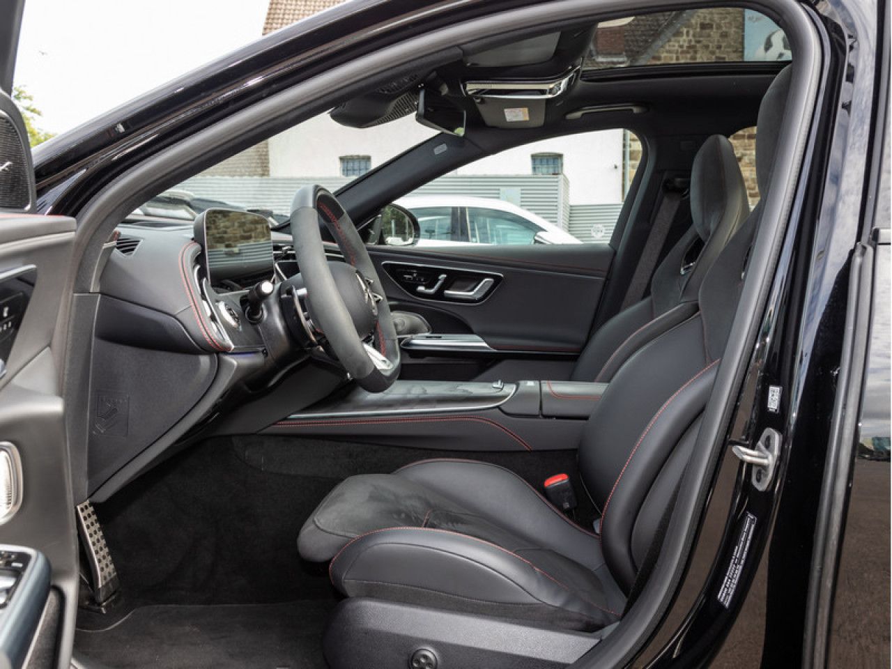Mercedes-Benz E-Klasse – Bild 10
