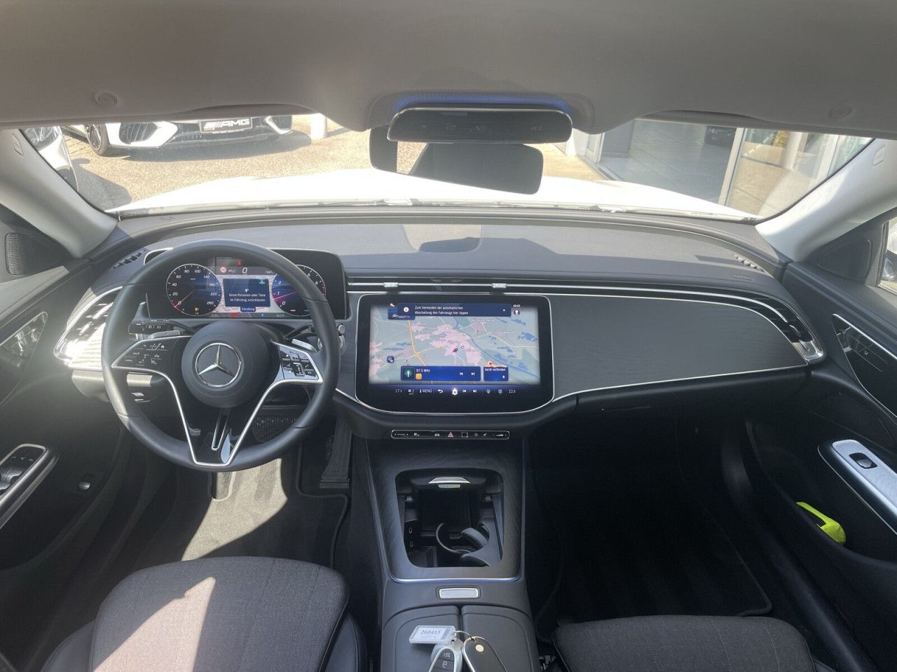 Mercedes-Benz E-Klasse – Bild 16