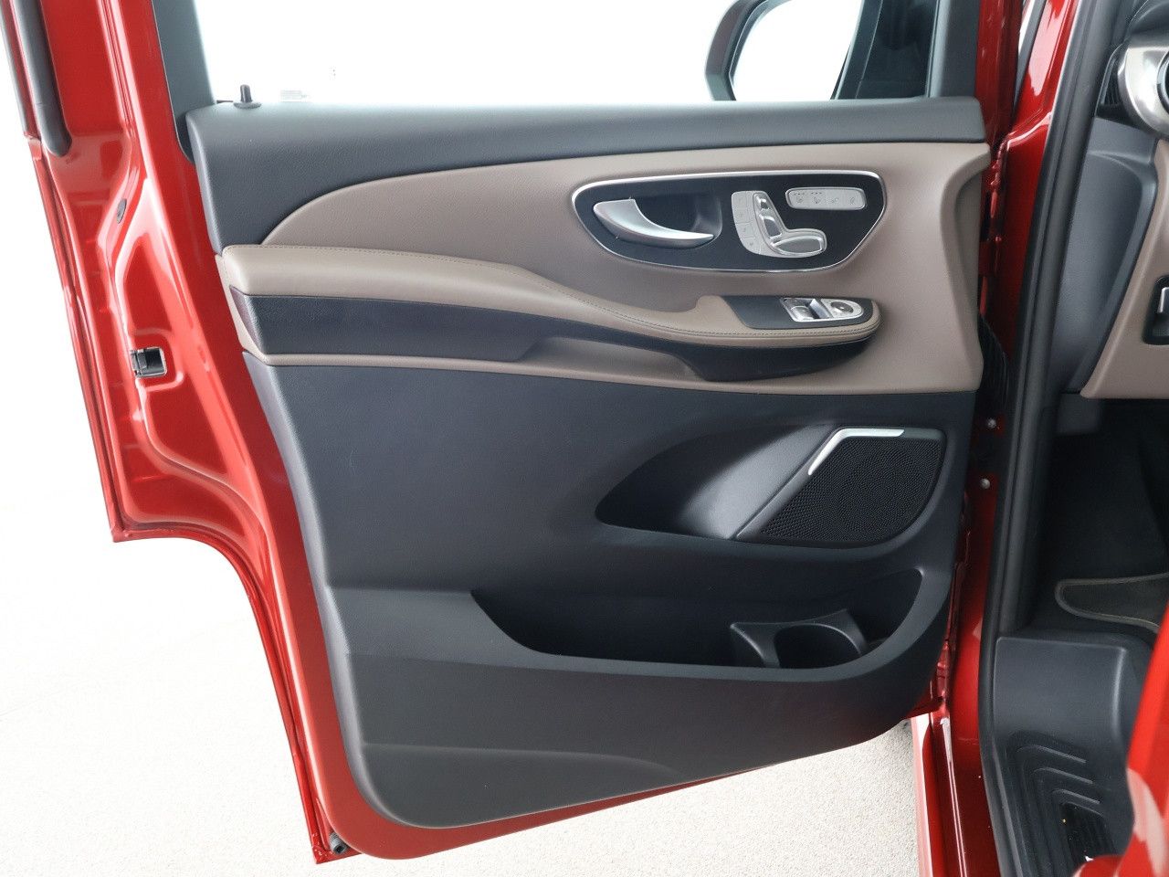 Fahrzeugbild 12 / 23