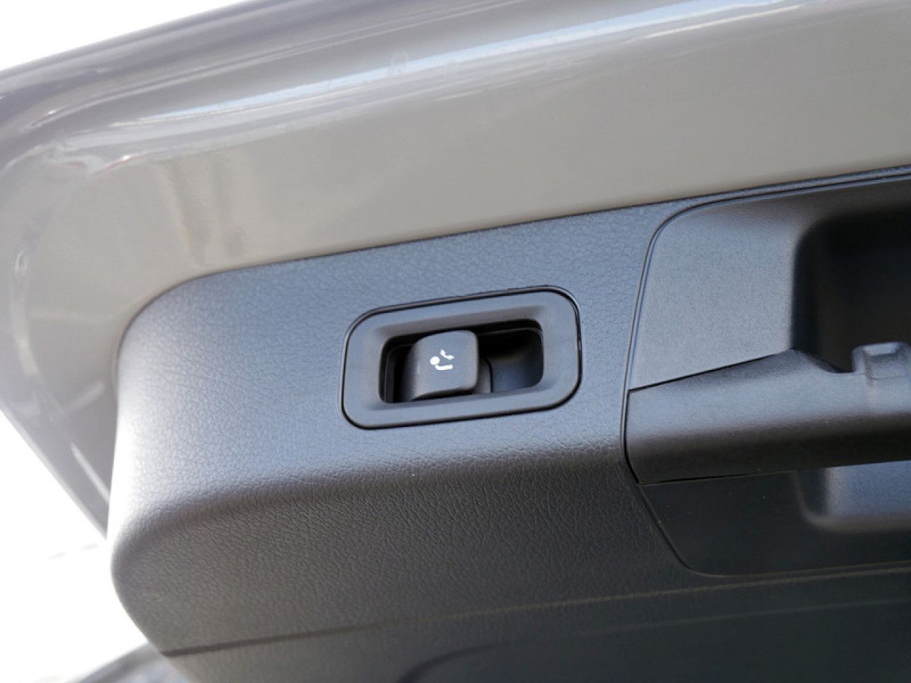 Mercedes-Benz GLB – Bild 13