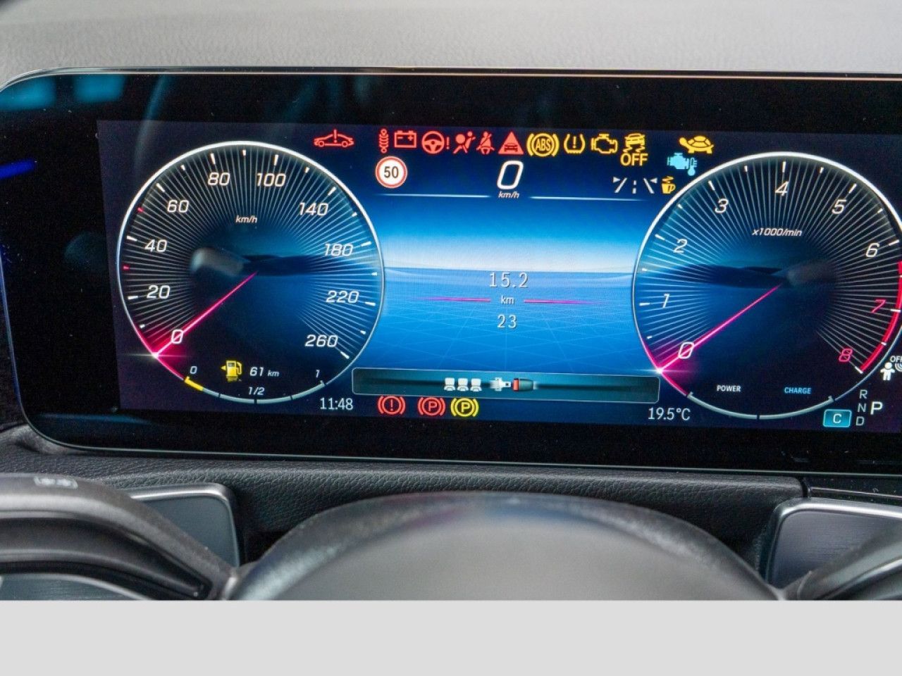 Mercedes-Benz GLB – Bild 13
