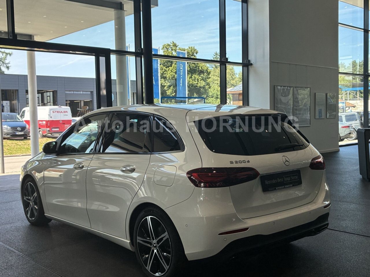 Fahrzeugbild 8 / 28