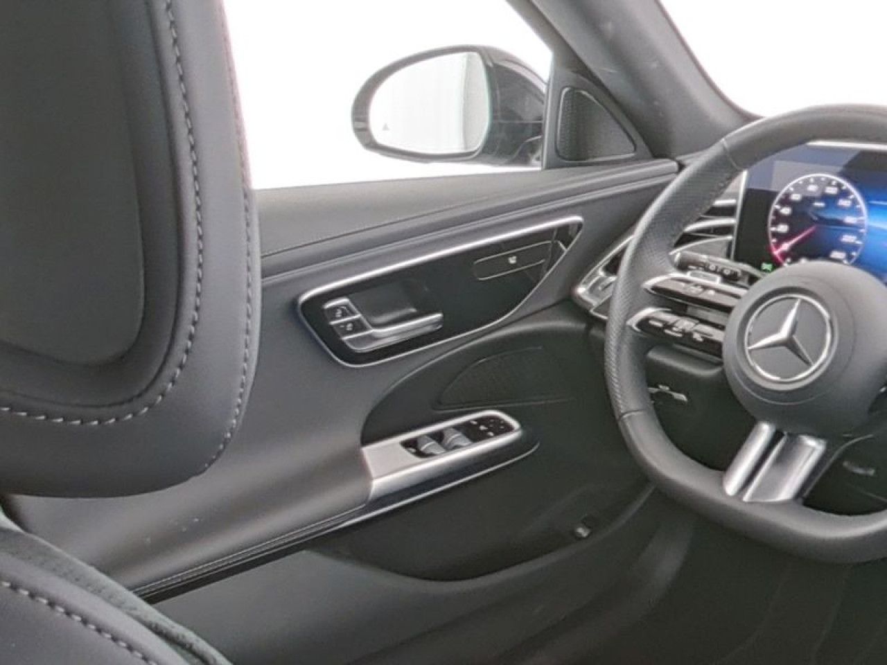 Mercedes-Benz E-Klasse – Bild 8