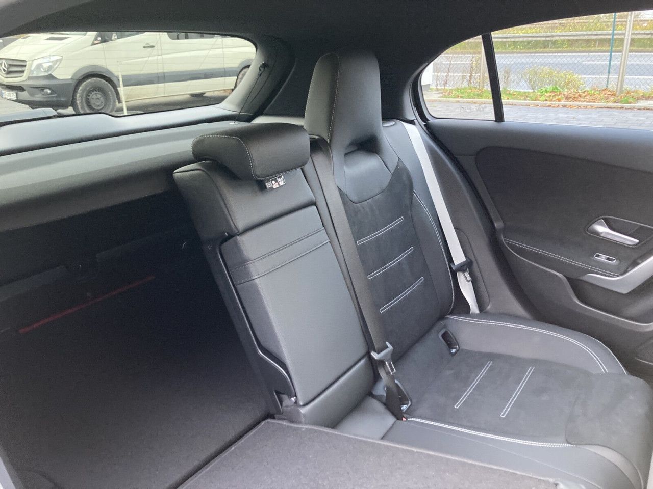 Mercedes-Benz A-Klasse – Bild 12