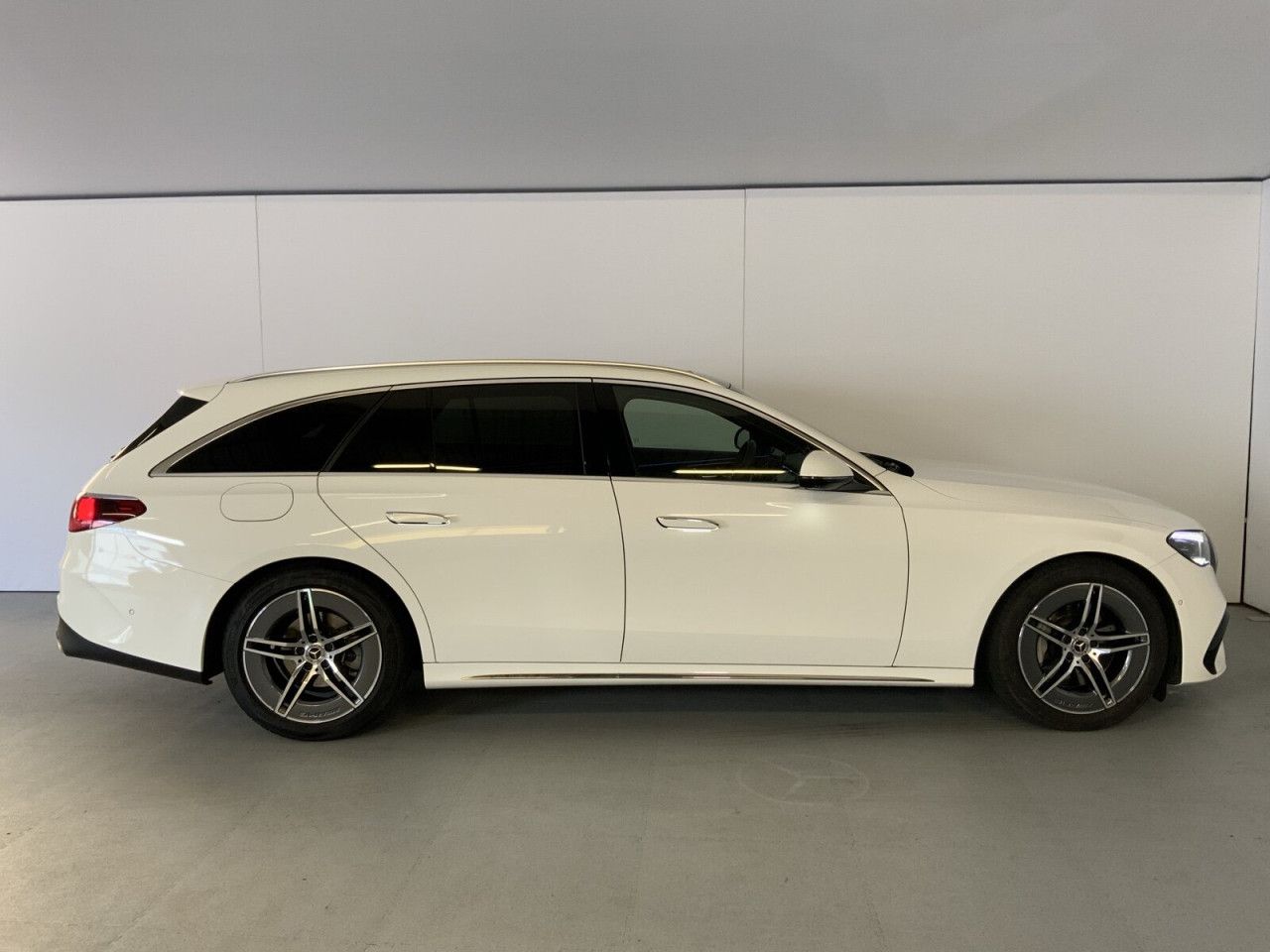 Mercedes-Benz E-Klasse – Bild 4