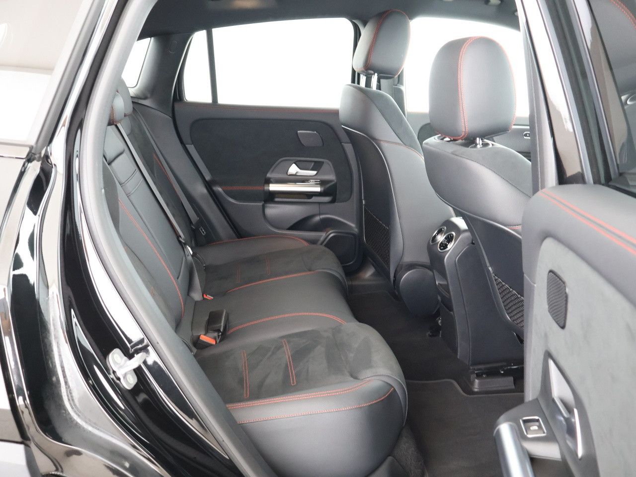 Mercedes-Benz EQA – Bild 14