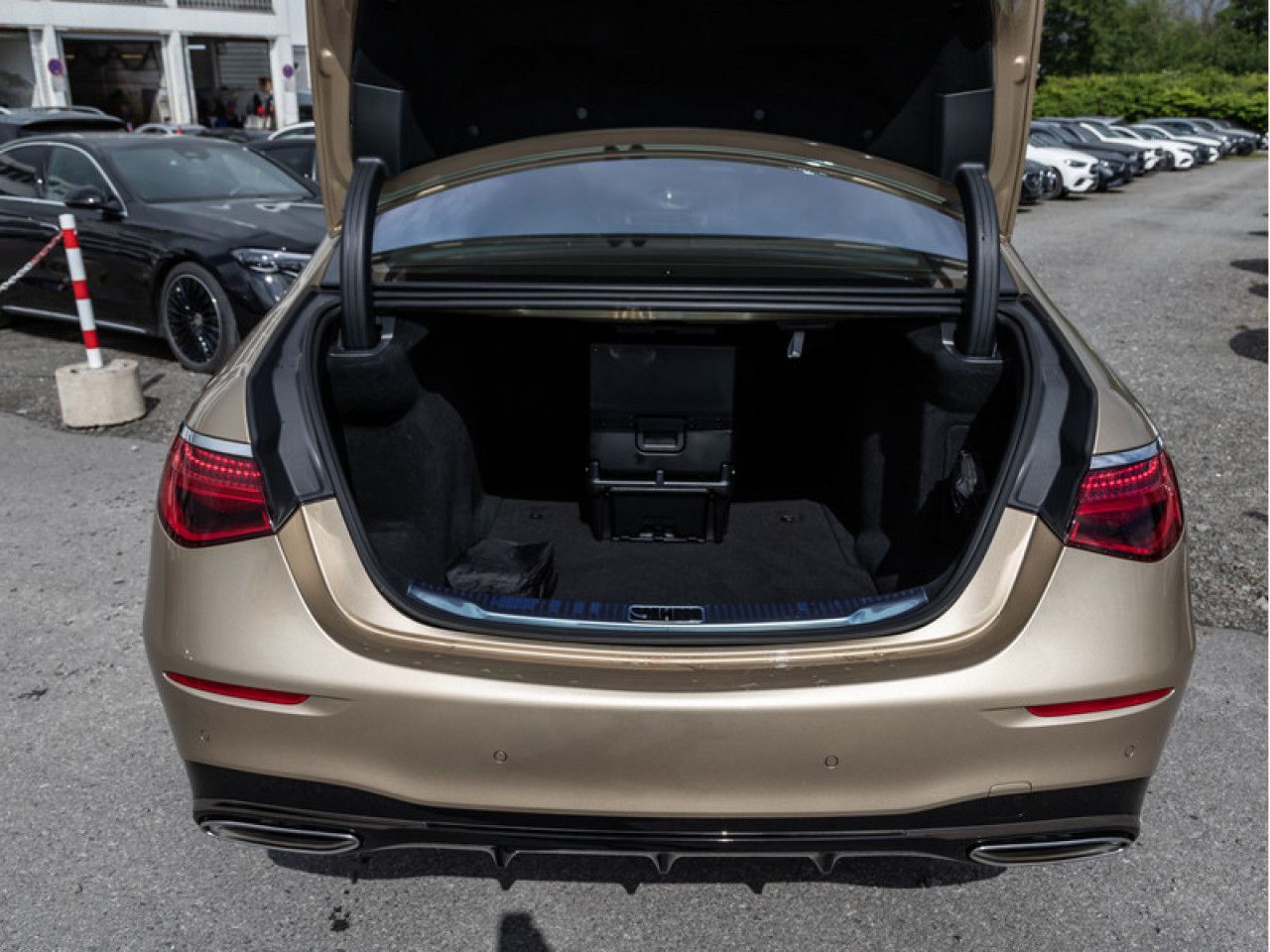 Mercedes-Benz S-Klasse – Bild 5