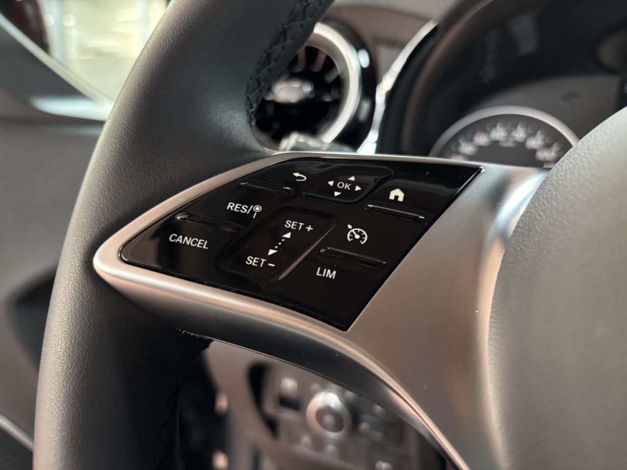Mercedes-Benz EQT – Bild 13
