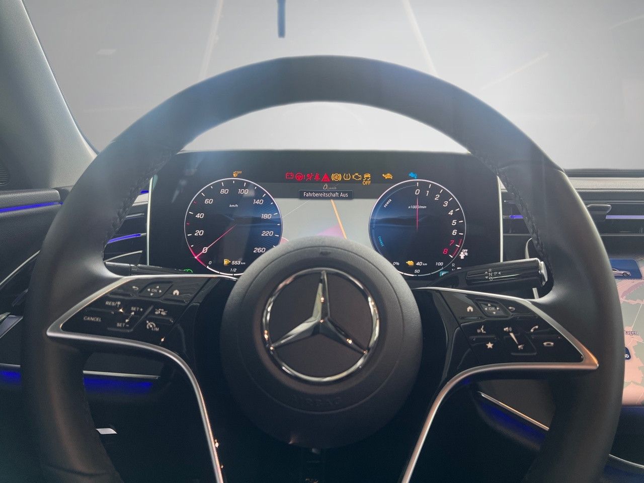 Mercedes-Benz E-Klasse – Bild 18