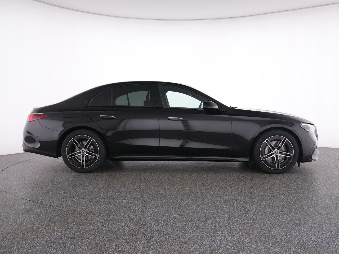 Mercedes-Benz E-Klasse – Bild 11