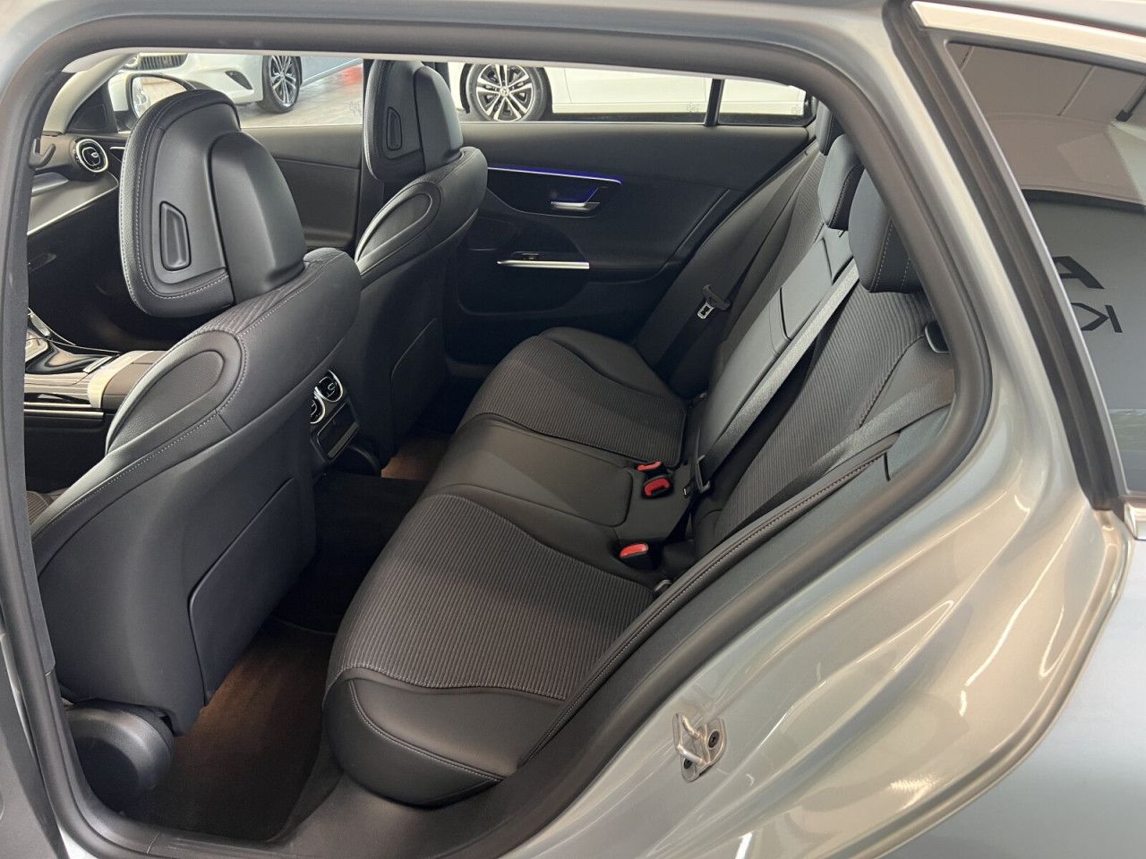 Mercedes-Benz C-Klasse – Bild 9
