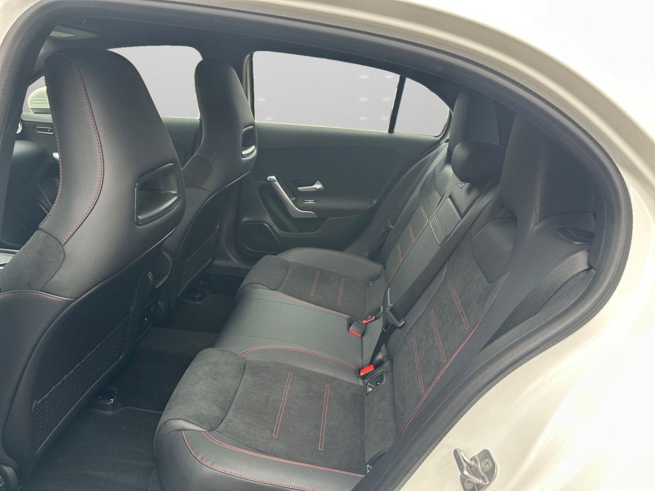 Mercedes-Benz A-Klasse – Bild 9