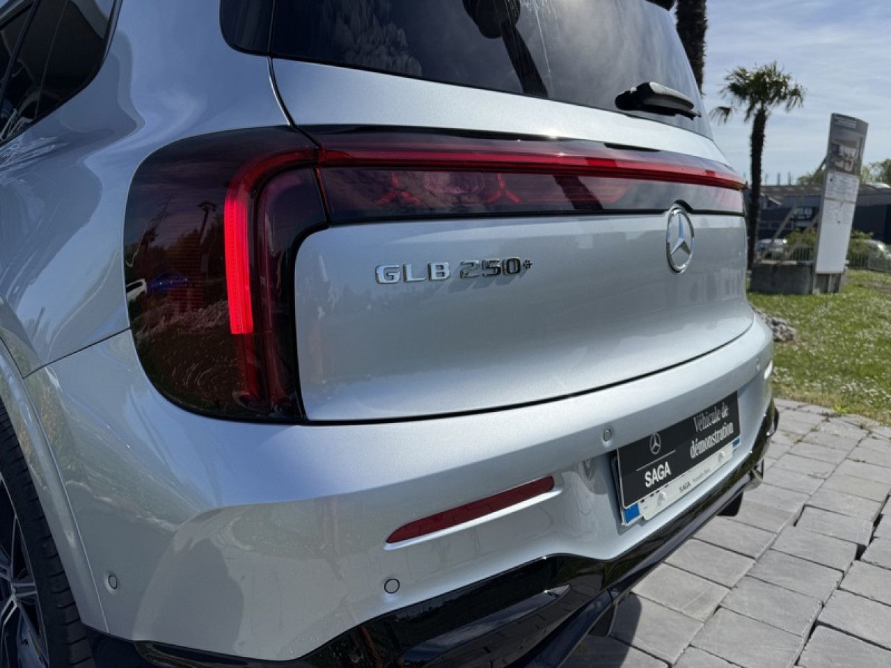 Photo du v&eacute;hicule 14 / 18