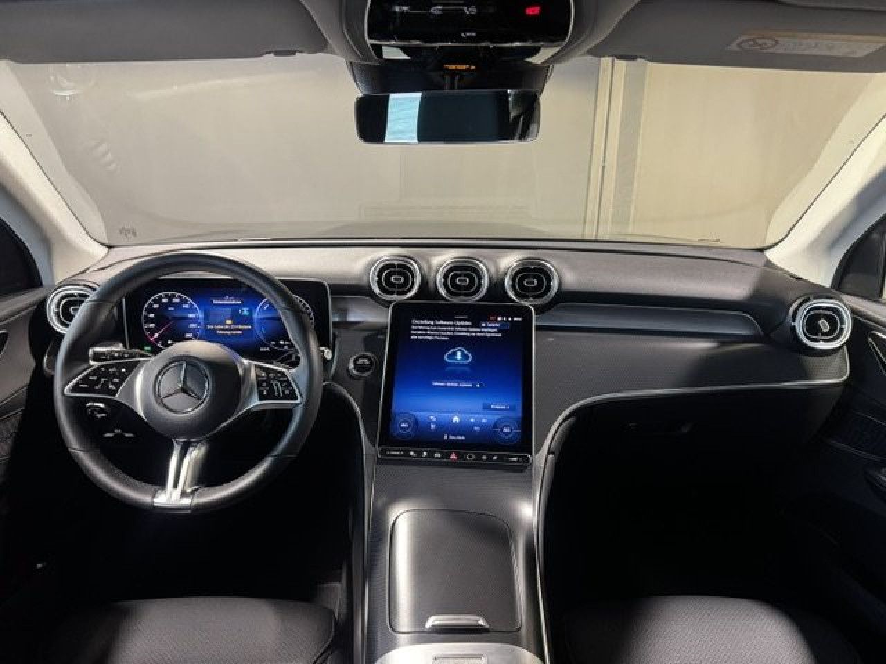 Mercedes-Benz GLC – Bild 2