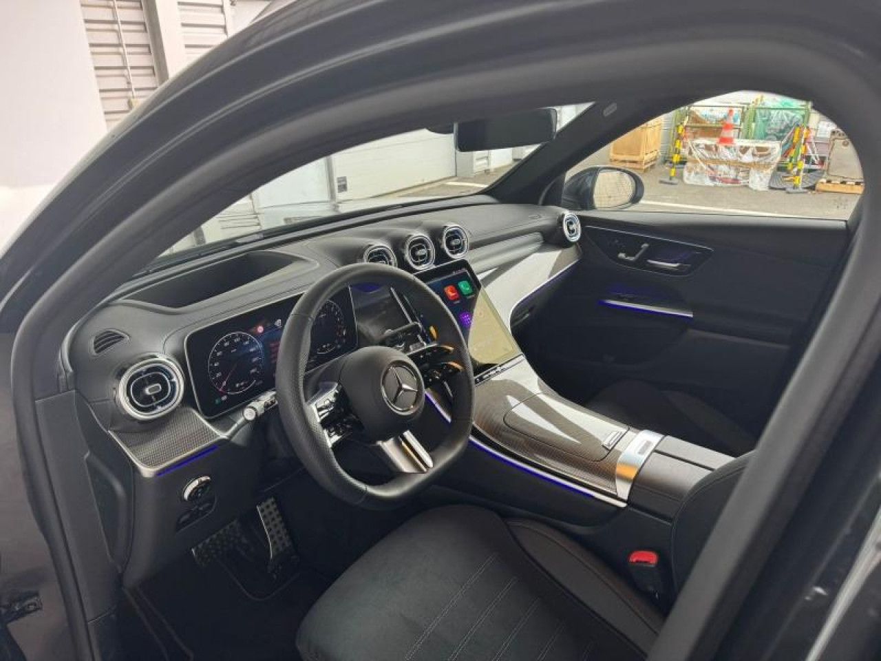 Photo du v&eacute;hicule 16 / 18