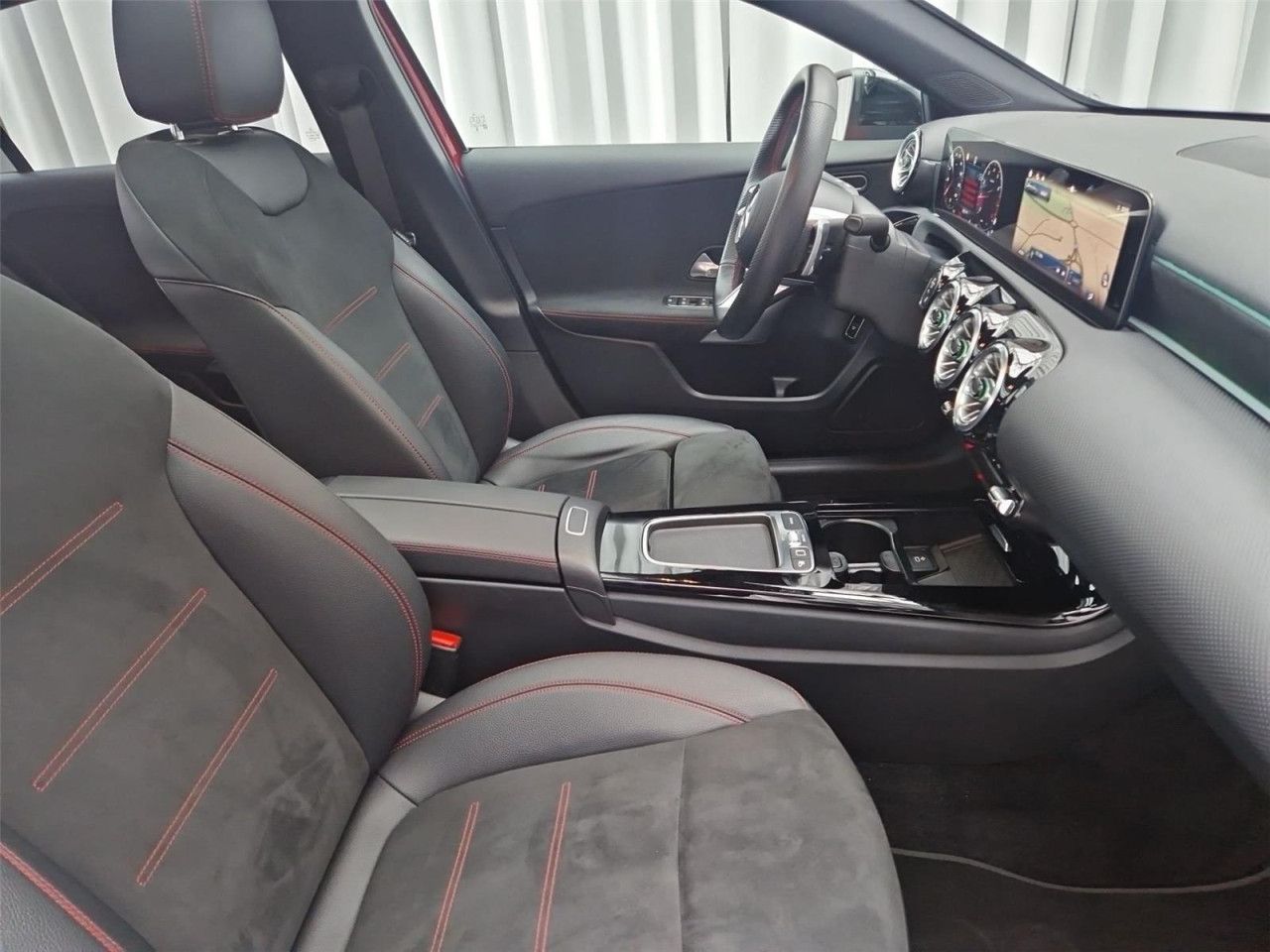 Fahrzeugbild 21 / 25