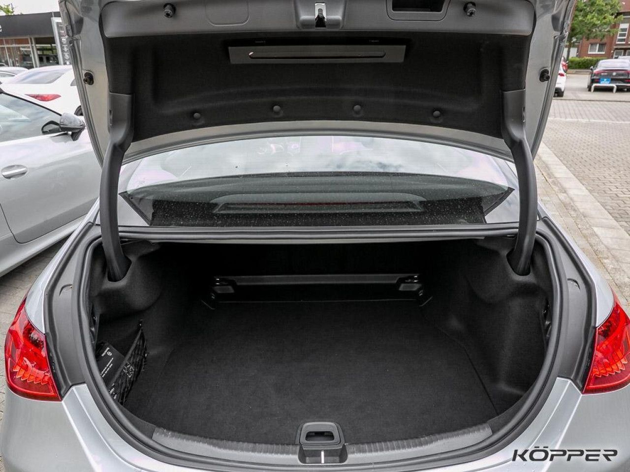 Mercedes-Benz C-Klasse – Bild 10