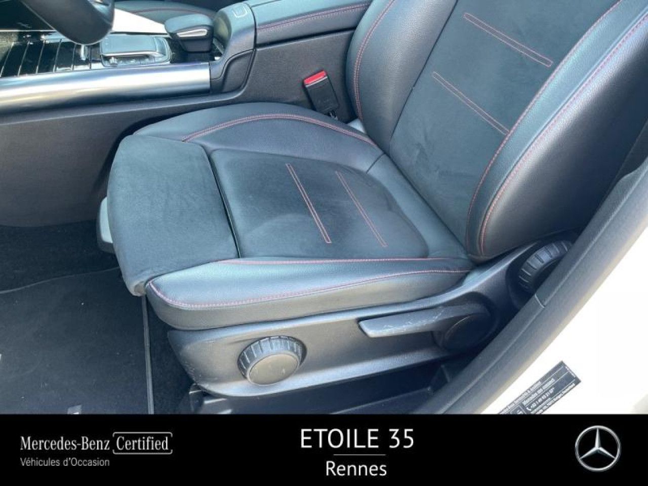 Photo du v&eacute;hicule 9 / 18