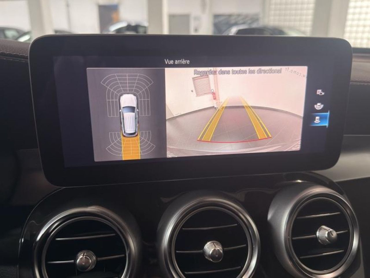 Photo du v&eacute;hicule 14 / 18