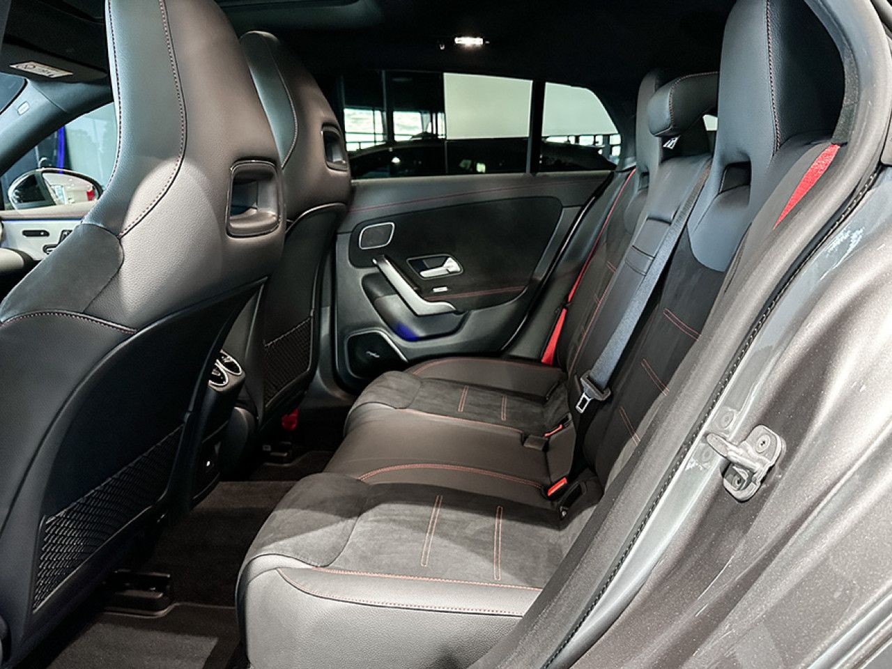 Fahrzeugbild 14 / 16