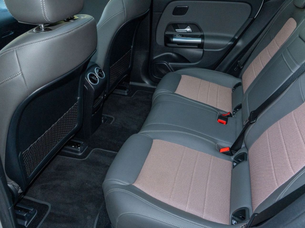 Mercedes-Benz EQA – Bild 14