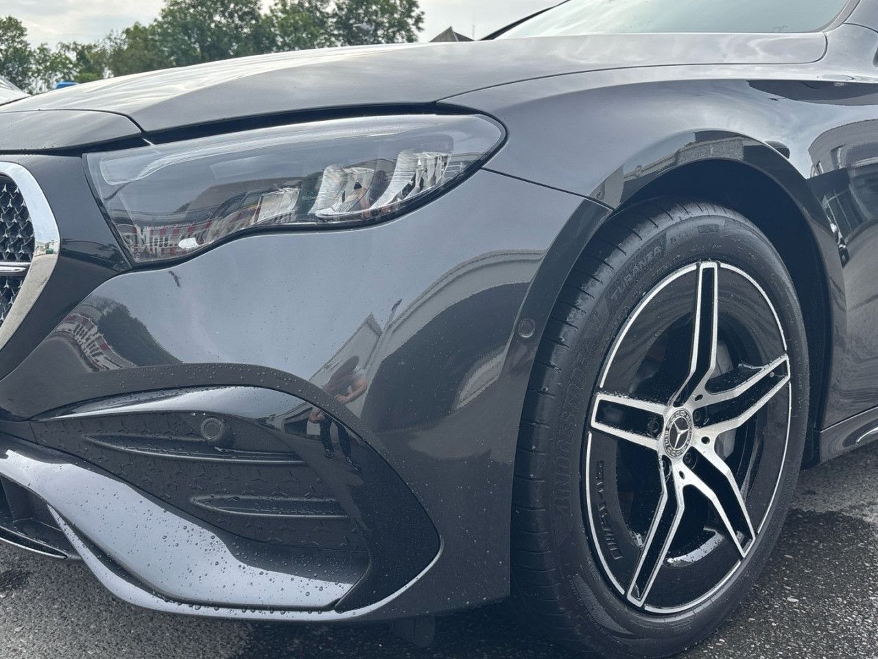 Mercedes-Benz E-Klasse – Bild 7