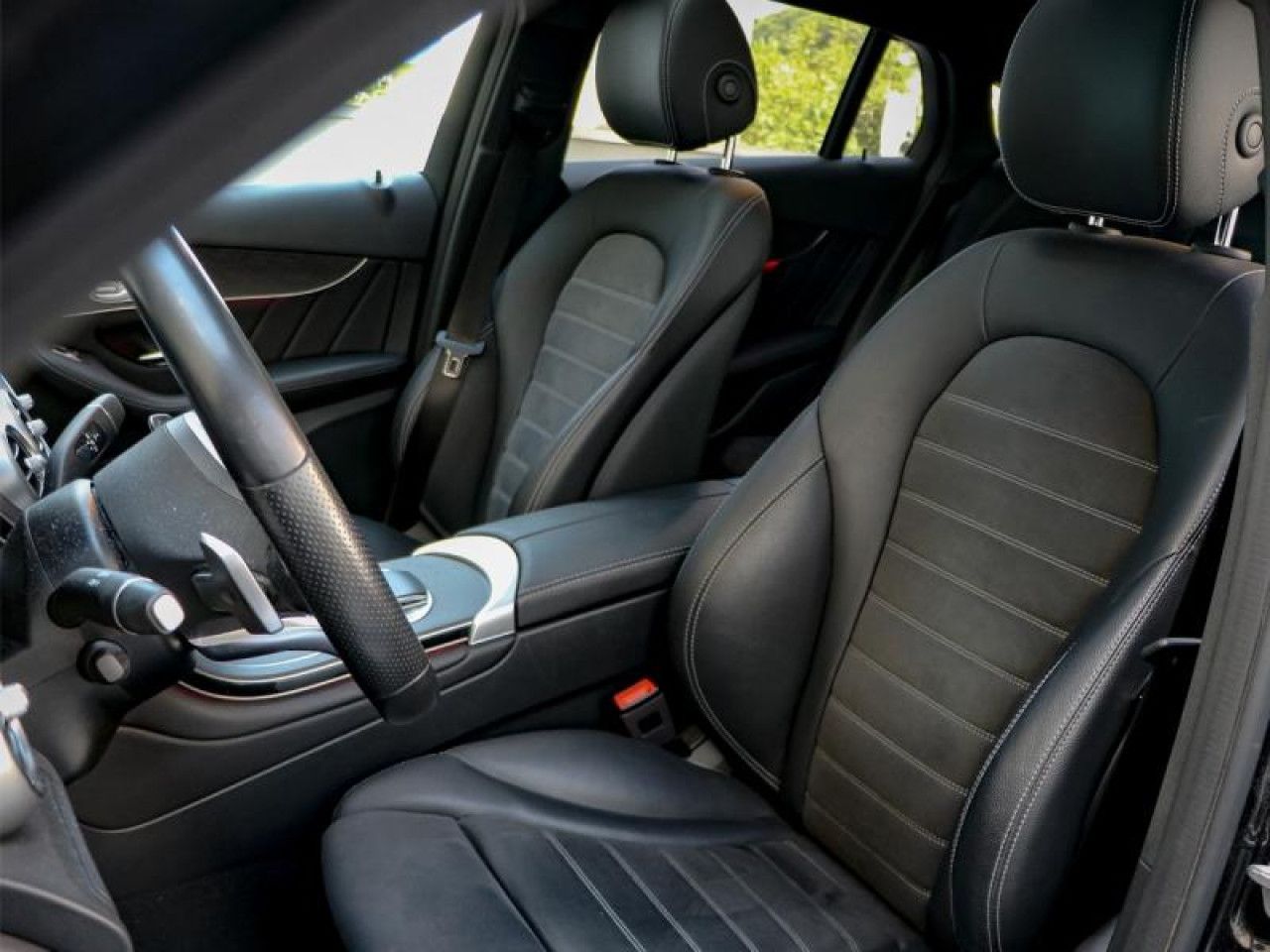 Photo du v&eacute;hicule 5 / 18