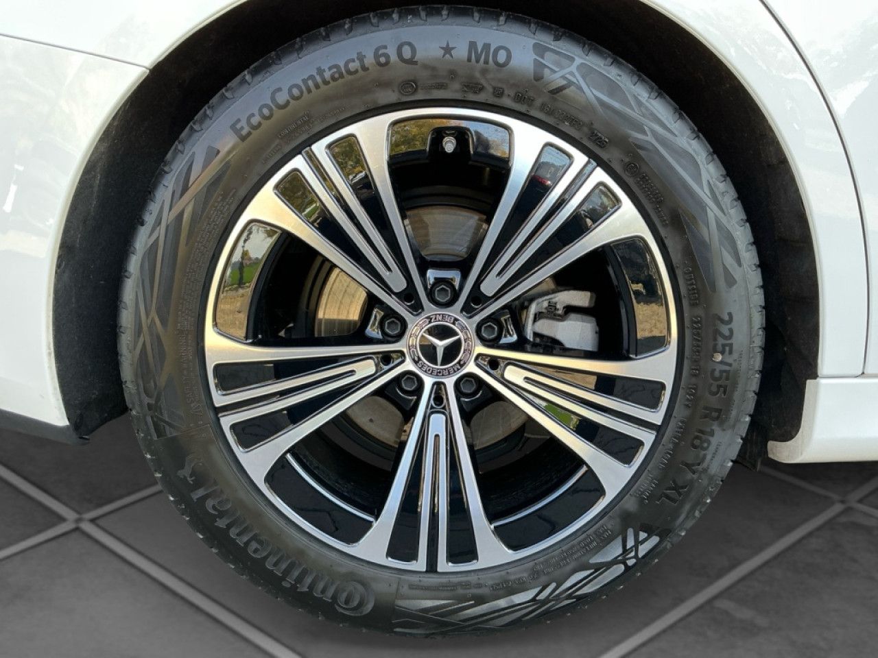 Mercedes-Benz E-Klasse – Bild 5