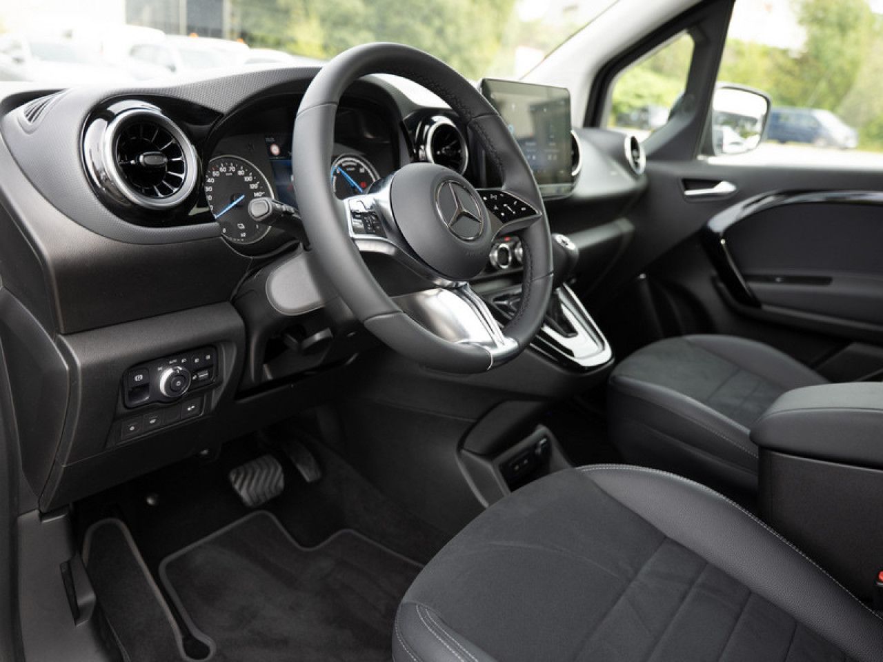 Mercedes-Benz EQT – Bild 15