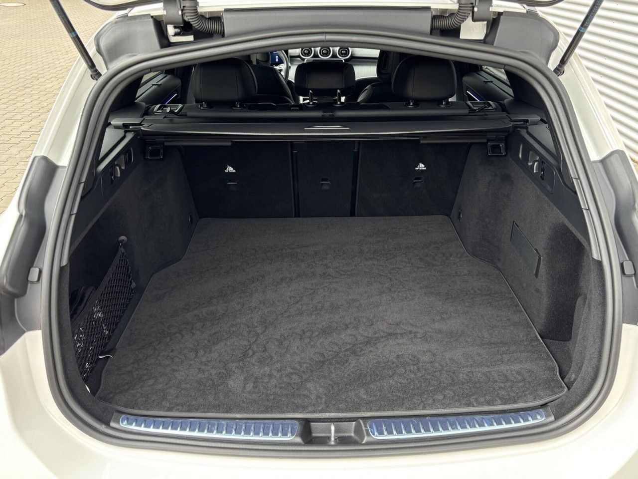 Mercedes-Benz C-Klasse – Bild 18