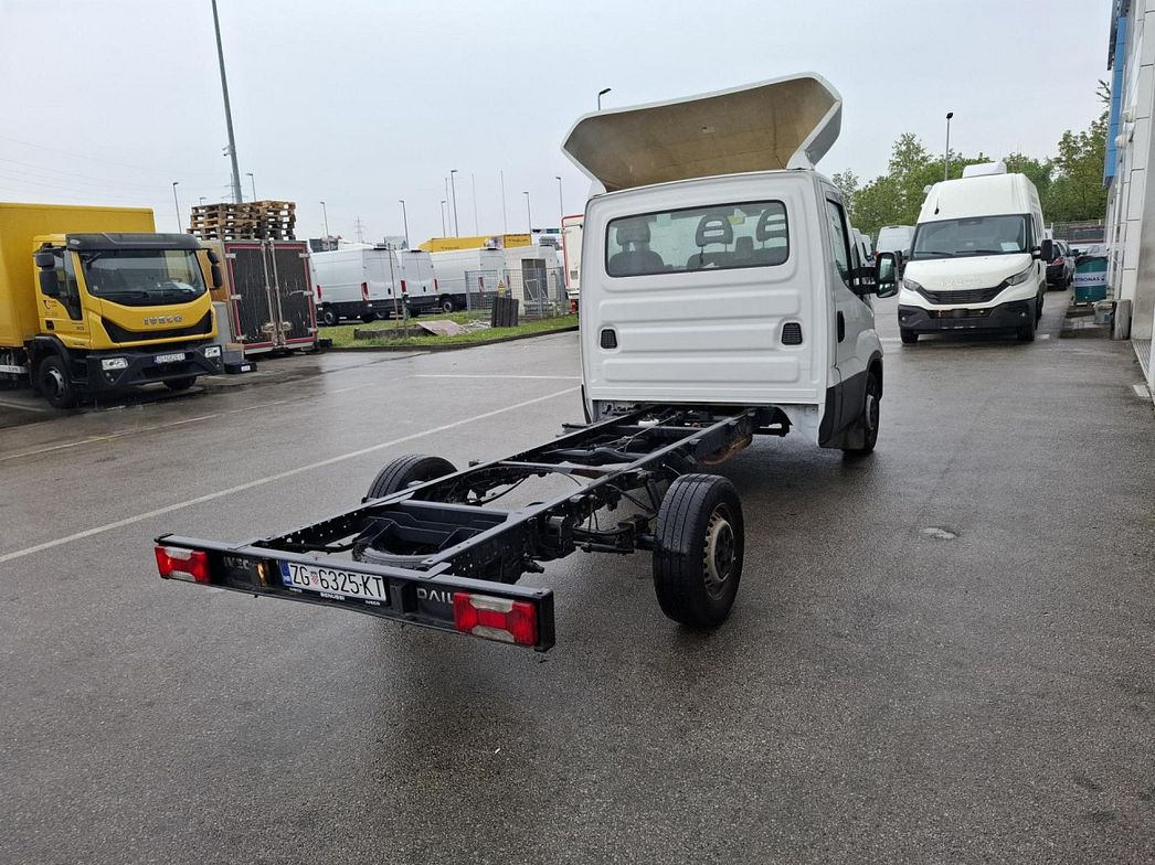 IVECO | Daily 35S13