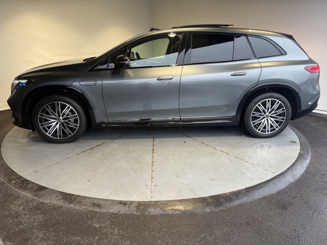 Photo du v&eacute;hicule 6 / 18