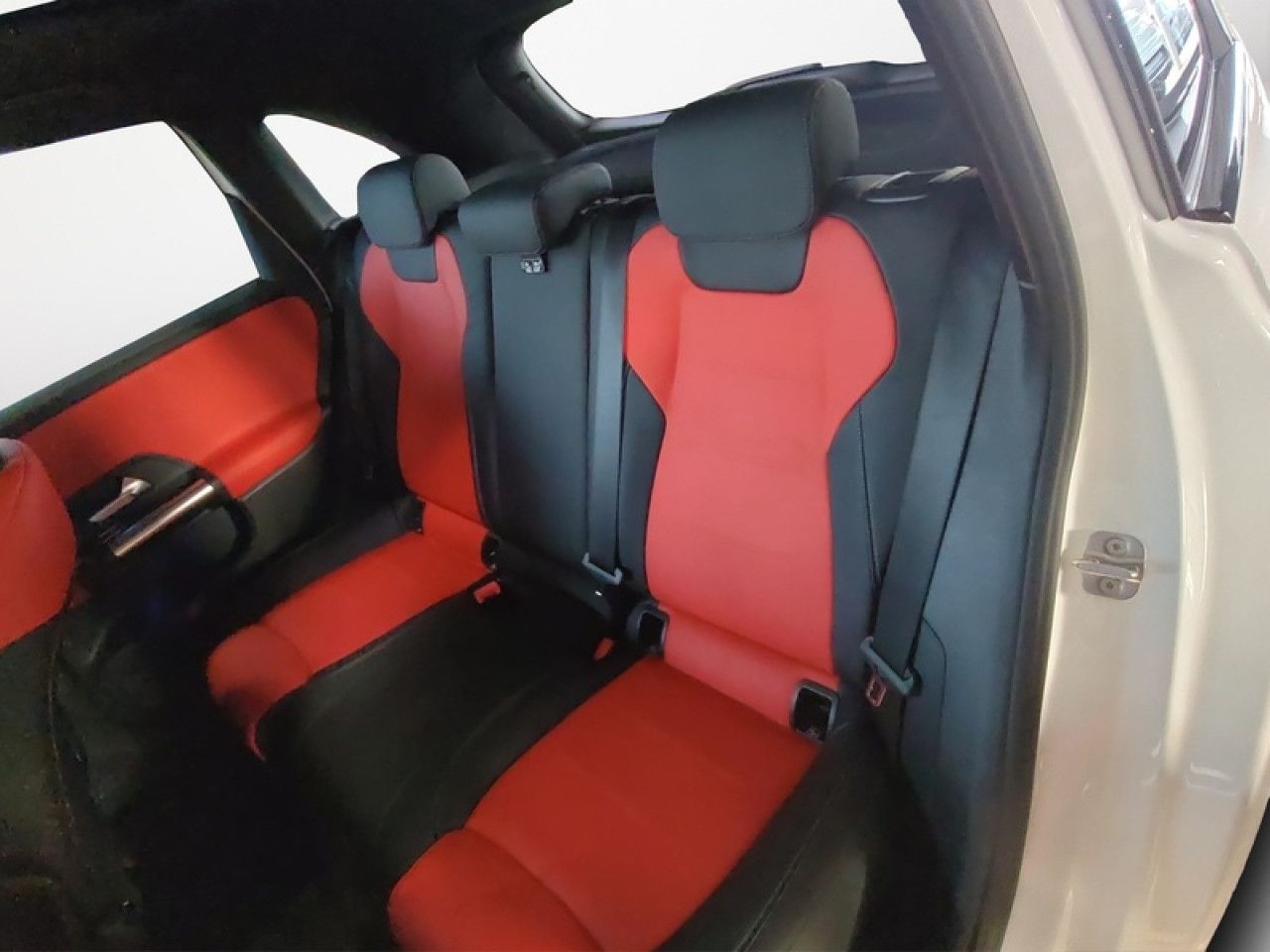 Fahrzeugbild 18 / 25