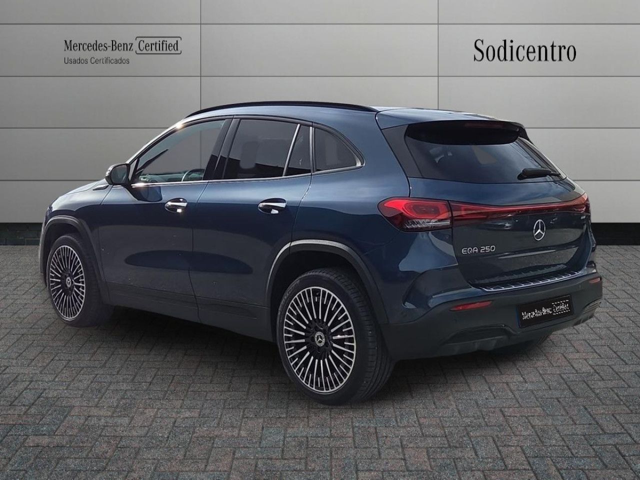 Imagem do ve&iacute;culo 3 / 20