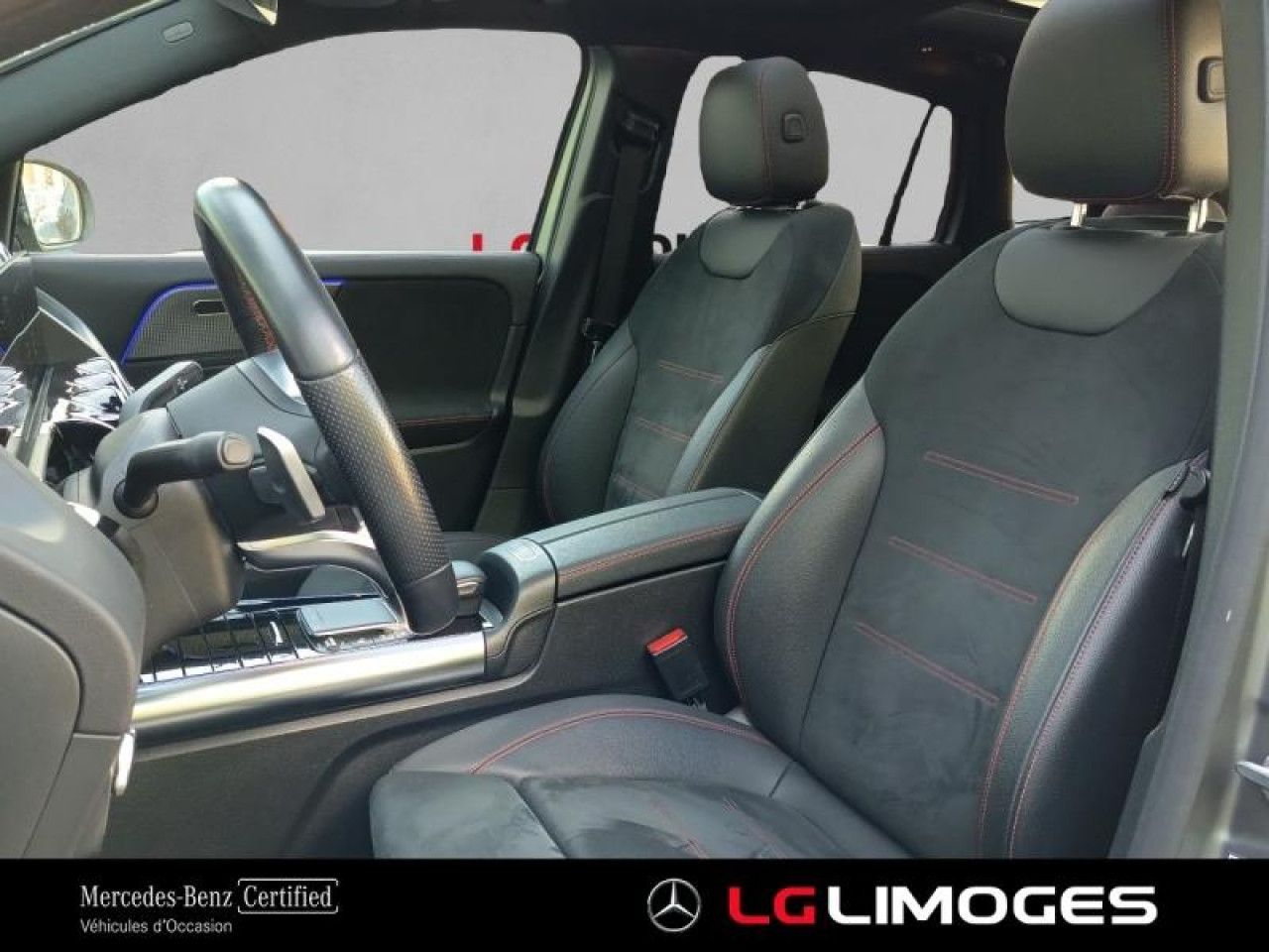 Photo du v&eacute;hicule 10 / 18