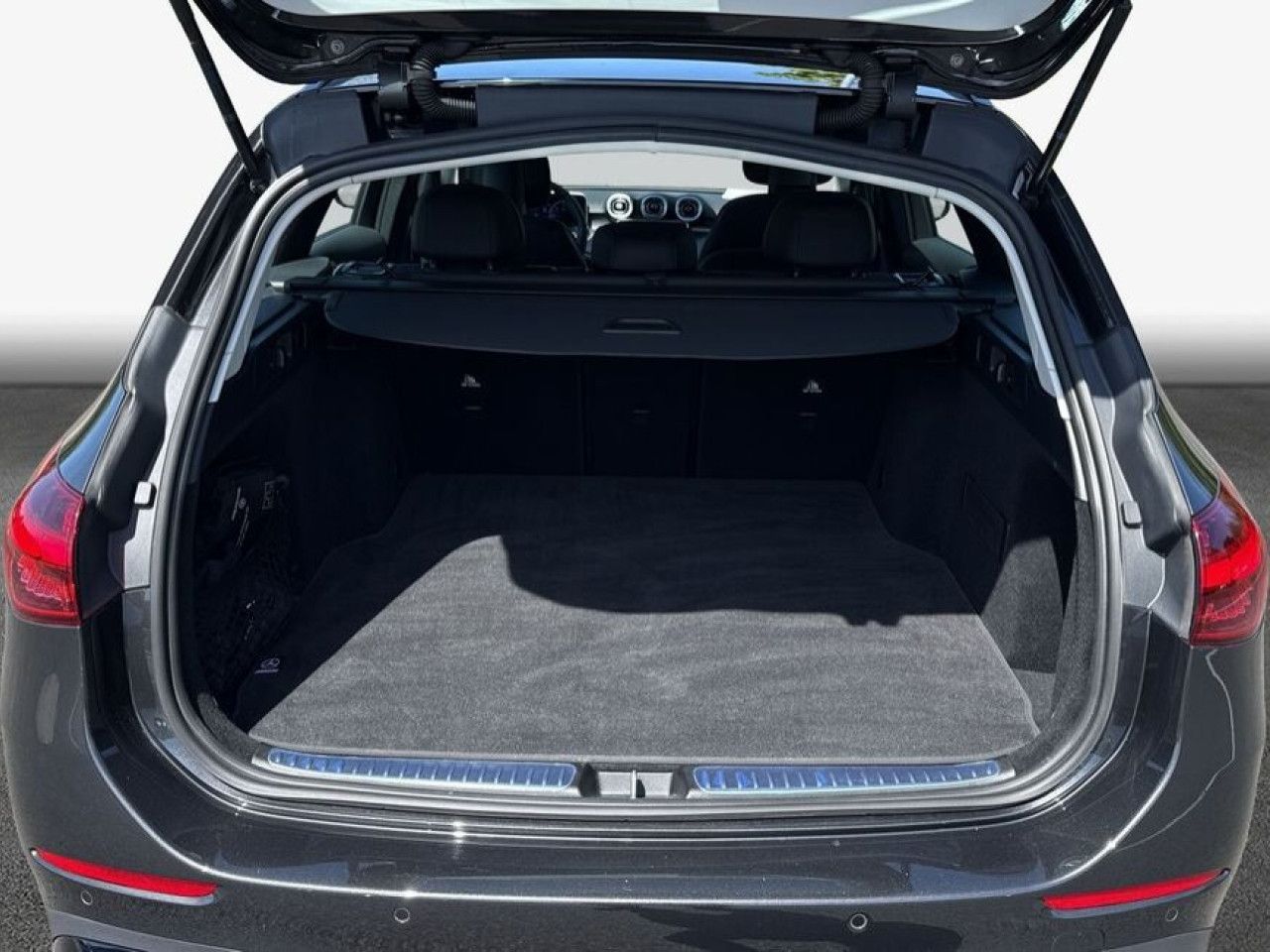 Mercedes-Benz C-Klasse – Bild 8