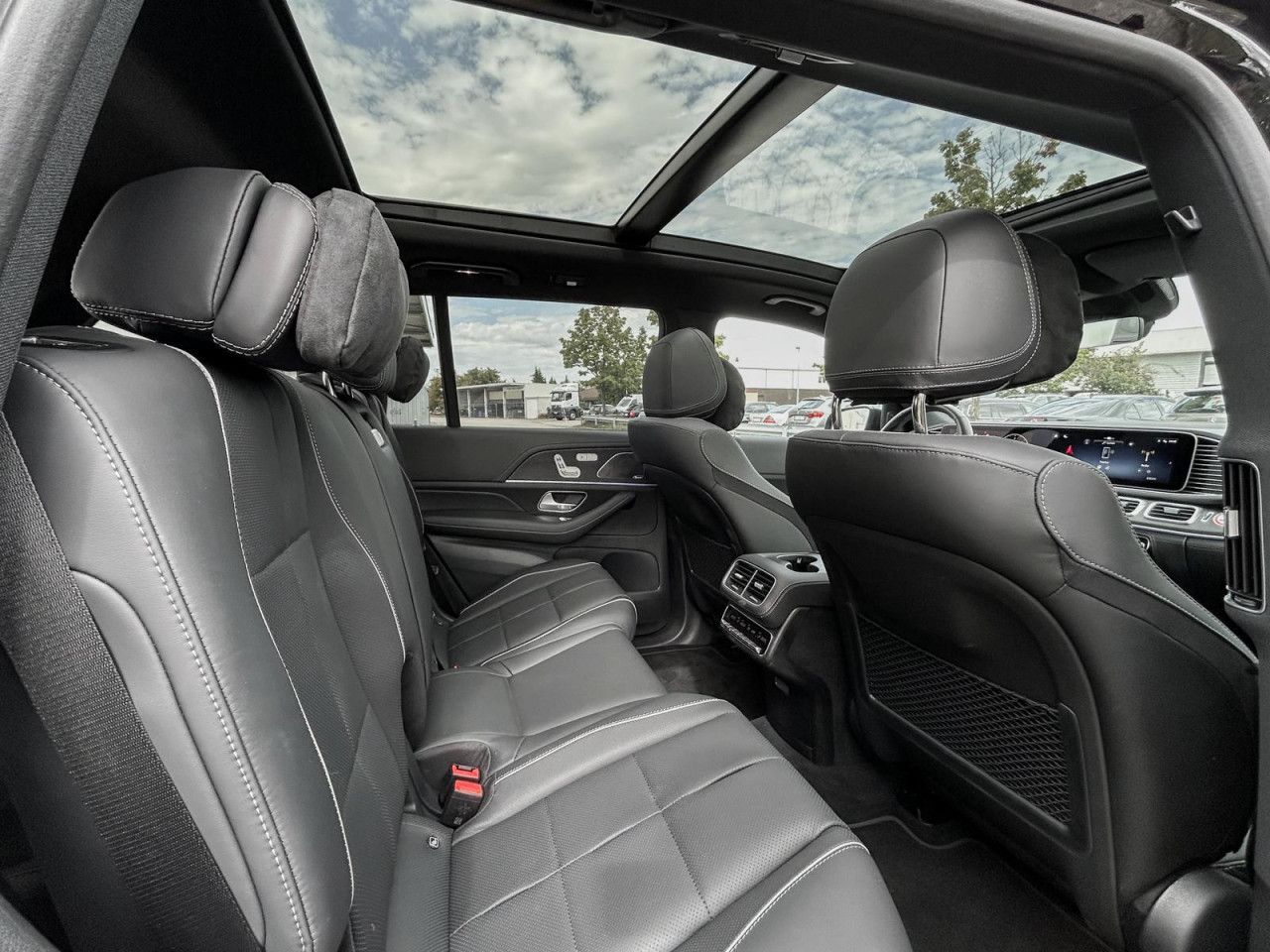 Mercedes-Benz GLS – Bild 11