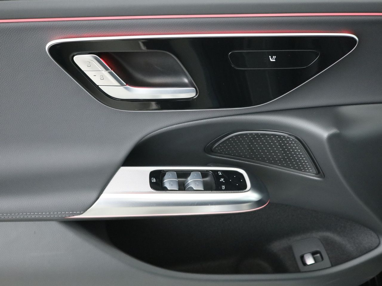 Mercedes-Benz E-Klasse – Bild 20