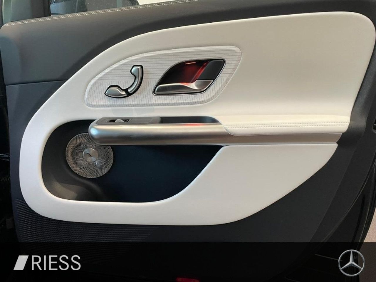 Mercedes-Benz GLB – Bild 11