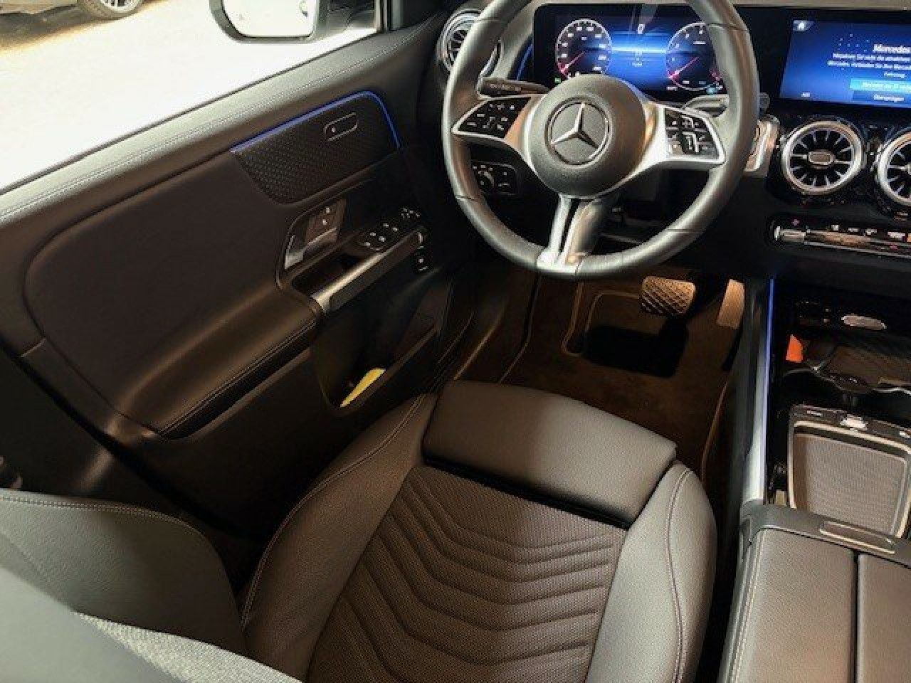 Mercedes-Benz GLB – Bild 17