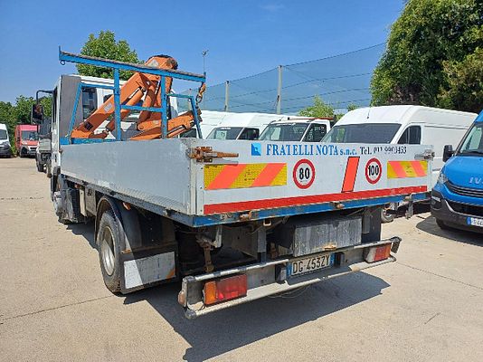 Vehicle image 4 / 7