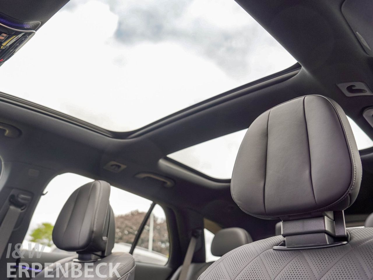 Mercedes-Benz E-Klasse – Bild 16