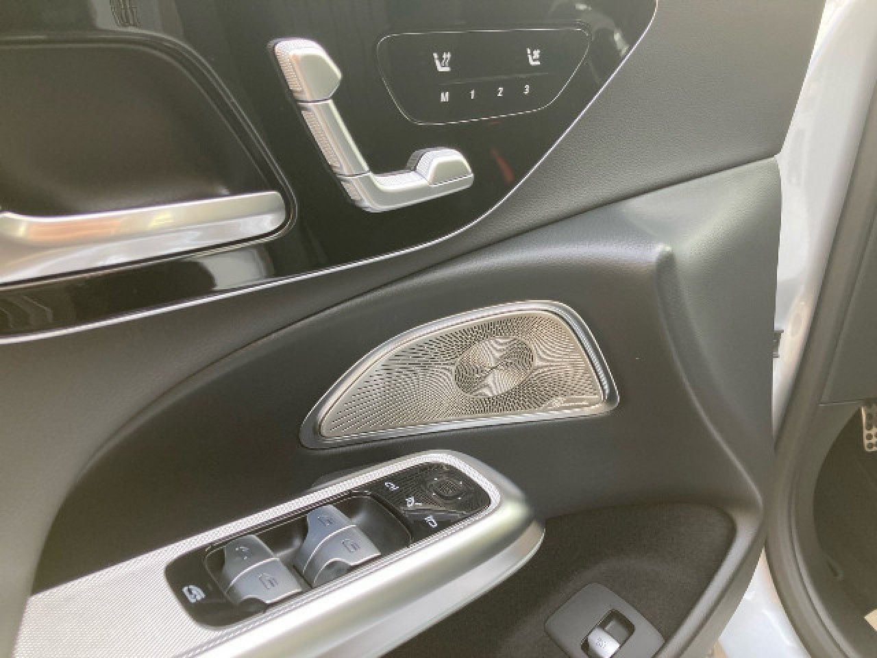 Mercedes-Benz E-Klasse – Bild 14