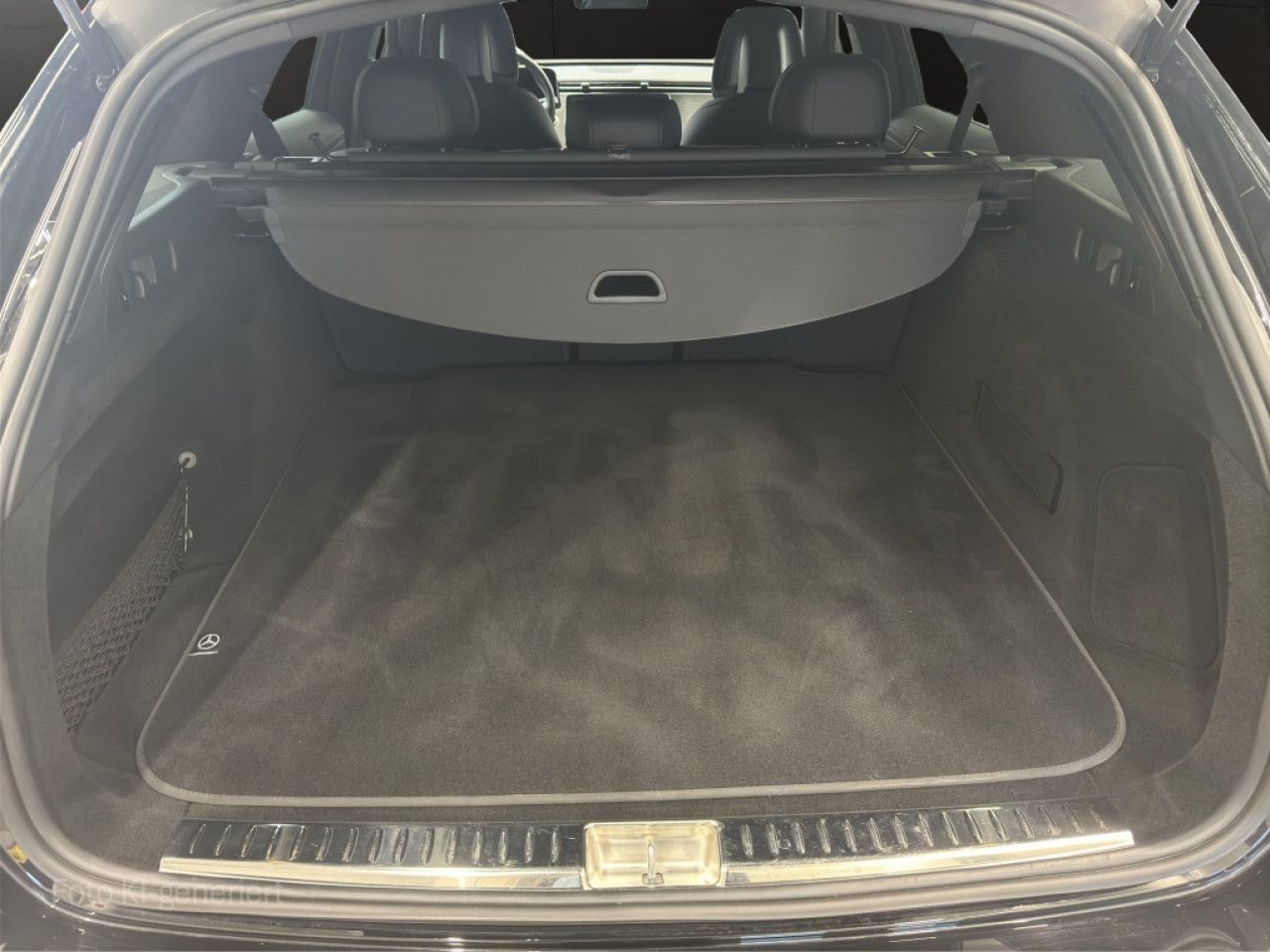 Mercedes-Benz E-Klasse – Bild 11