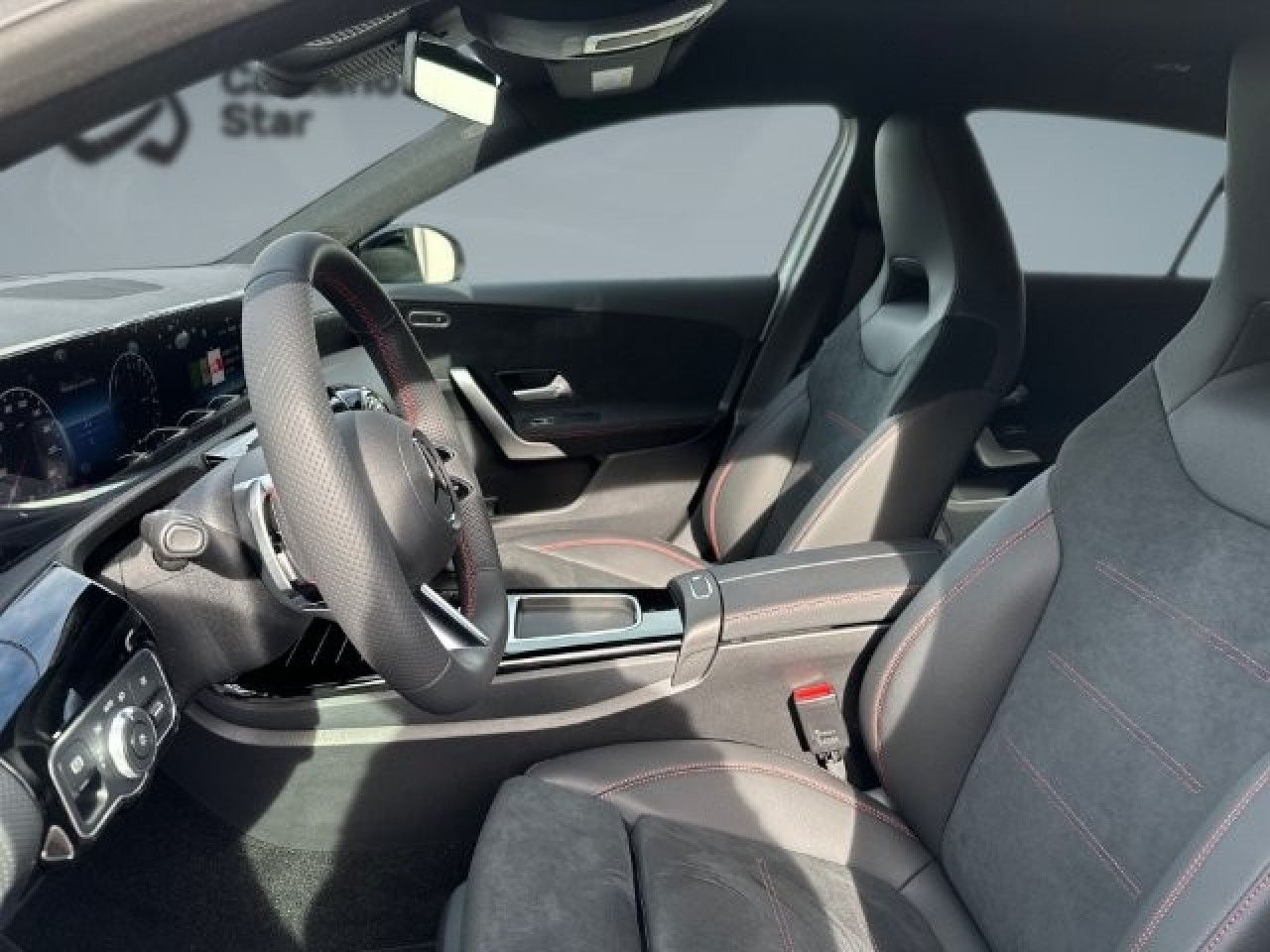 Imagem do veículo 9 / 11