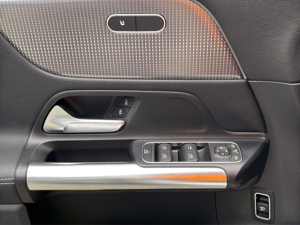 Fahrzeugbild 16 / 17