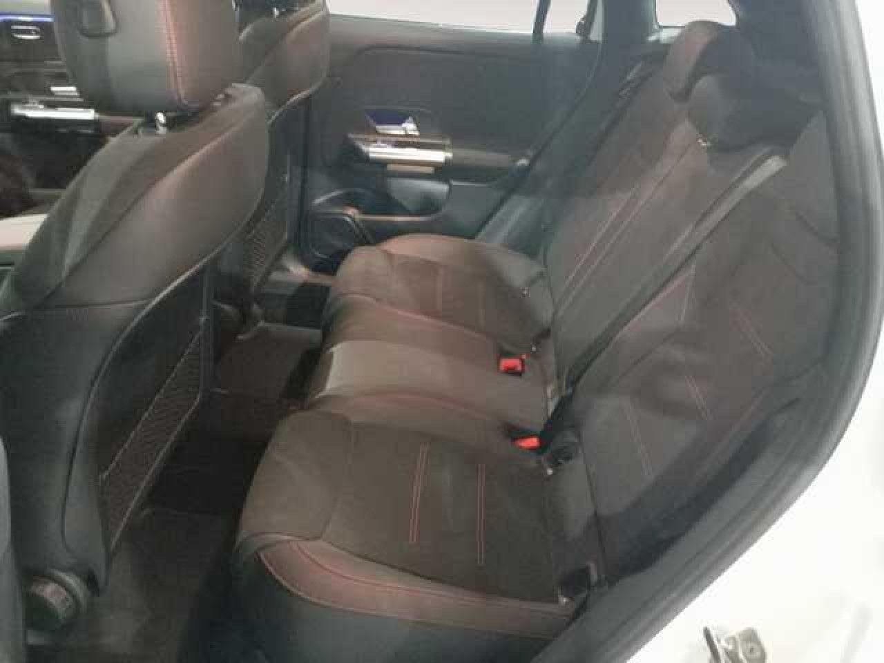 Imagem do veículo 9 / 15